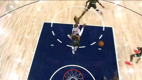《NBA全场集锦》【回放】NBA常规赛：勇士vs森林狼第3节英文原声回放