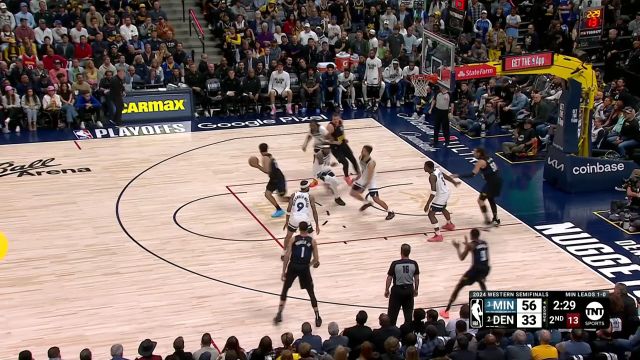 将篮筐都快砸歪了 穆雷联手小波特疯狂打铁30中7