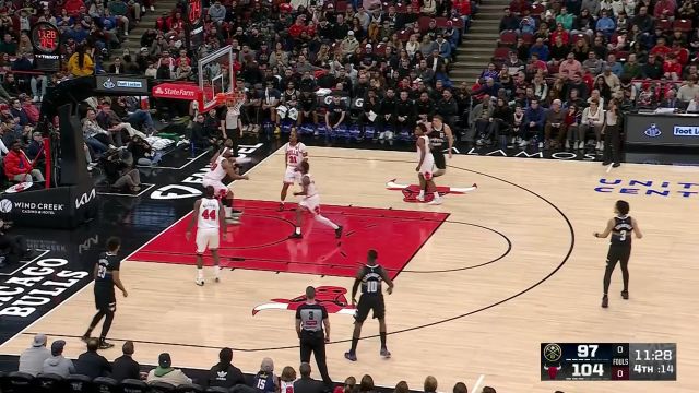 末节突然见真章！约基奇短时间内4次助攻率队狂轰12-0攻击波