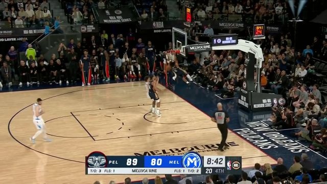 最好的进攻就是防守！费尔斯抢断反击快马加鞭双手暴扣