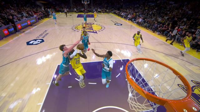 黄蜂vs湖人五佳球 鲍尔戏耍艾顿撤步三分箭出手百步穿杨