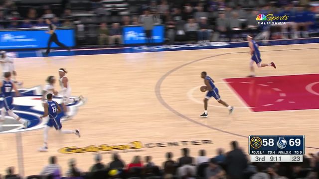 艺高人胆大！穆雷外线后撤步三分一发入魂