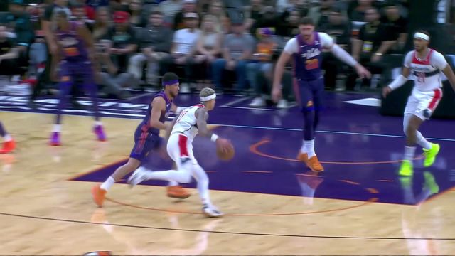在湖人也是学到东西了！库兹马上下步衔接丝滑大天勾