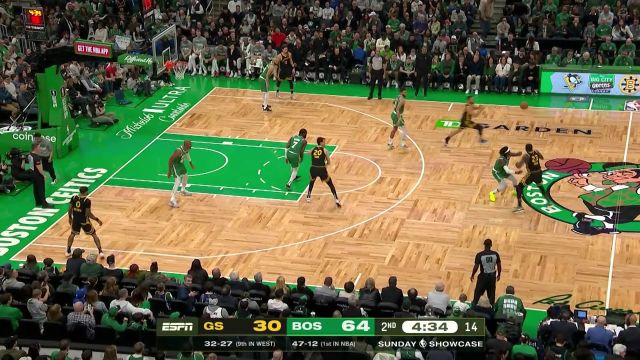 先从撕裂防线做起 库里过掉塔图姆低手上篮得手