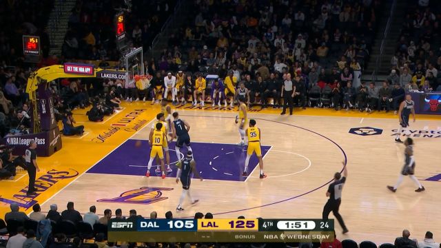 独行侠命中空位三分 BIG胖：你们打球是真富裕啊，三分都直接放了