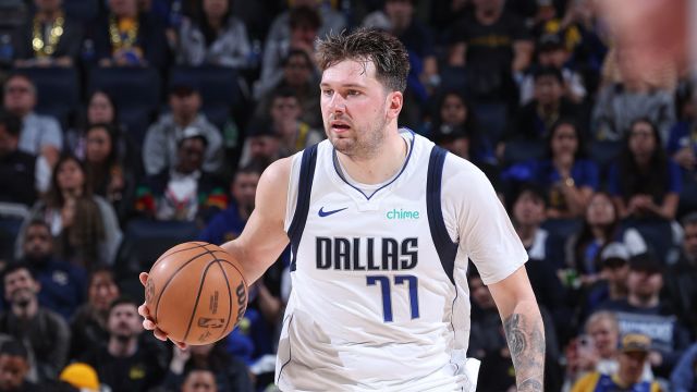 东契奇vs勇士集锦 外线火热轻取30+12+11大号三双