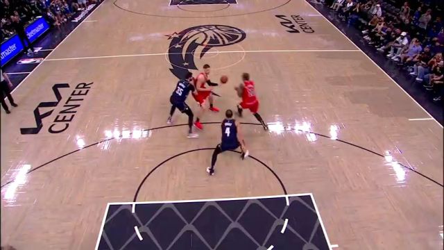 NBA常规赛：公牛vs魔术加时一英文原声回放