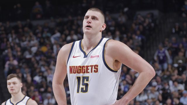 约基奇vs国王集锦 拿下23+8+7独木难支难救主