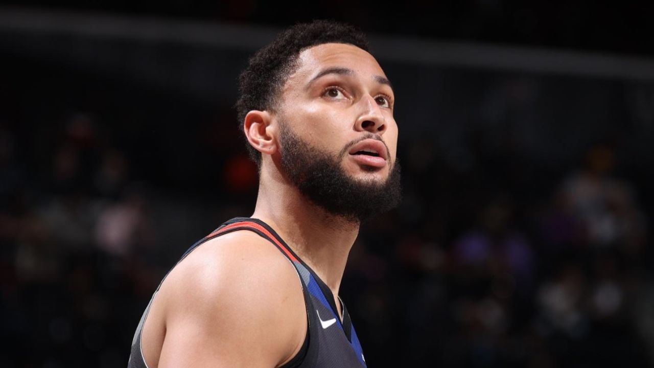 本西蒙斯部分椎间盘切除手术成功!下赛季合同年将是最后证明机会