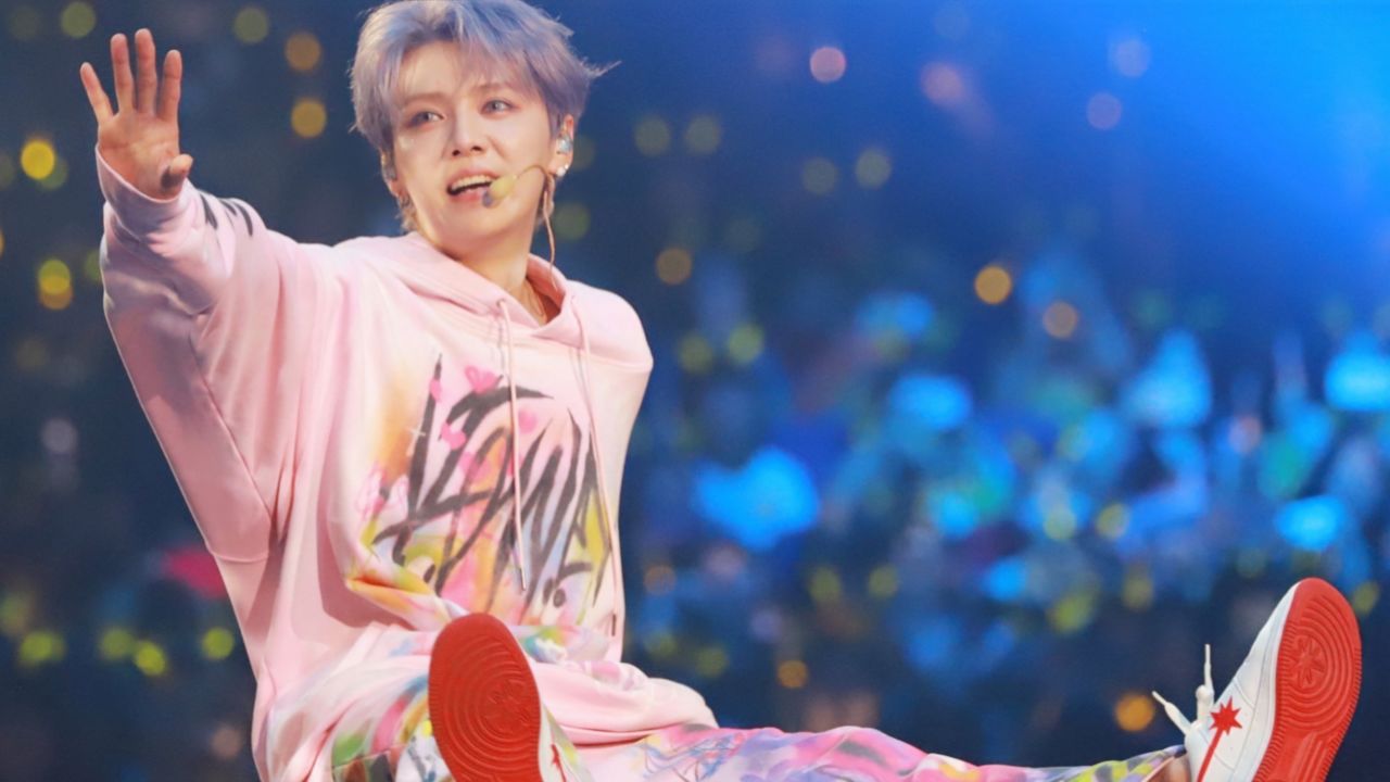 鹿晗凭什么是顶流?当年演唱会还能被抄袭,归来仍是顶流