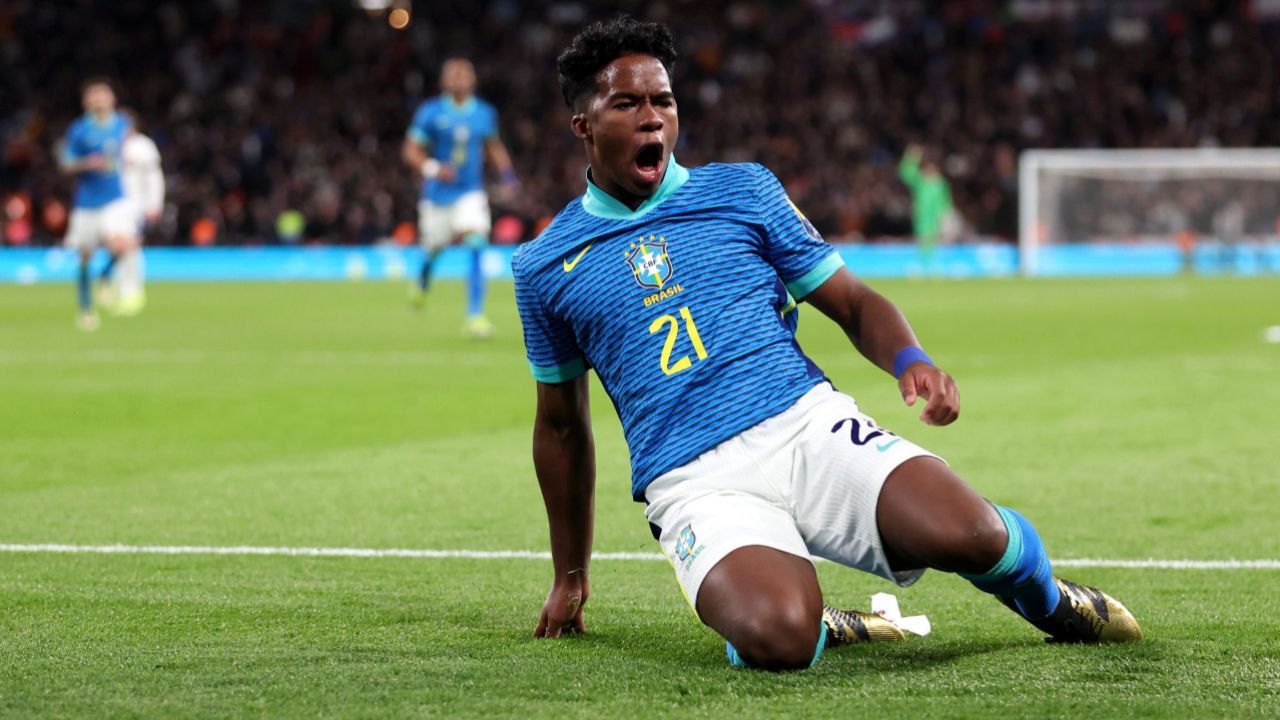 巴西又一天才少年降临:恩德里克空门破英格兰,17岁斩国家队首球