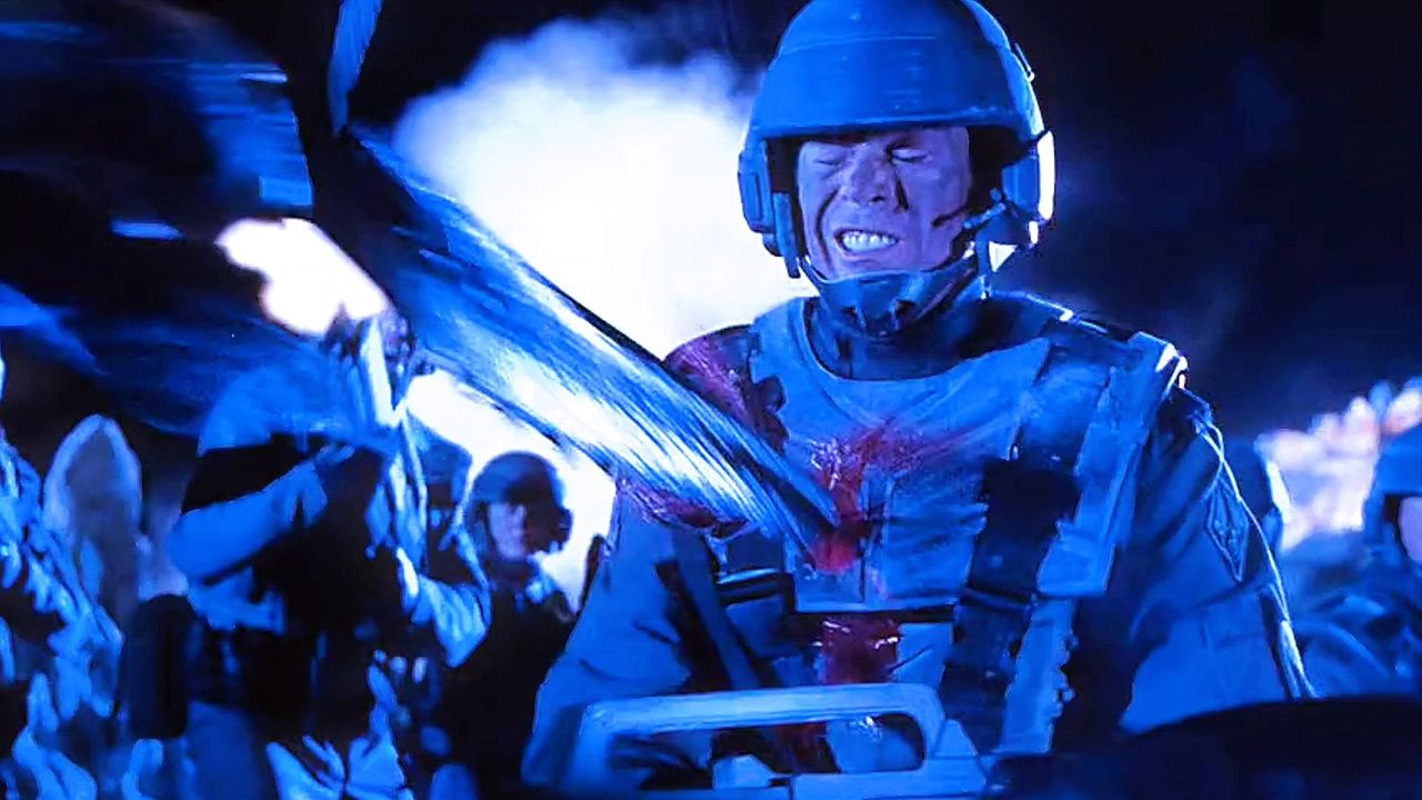 《星河战队》:经典重现一场人类与虫族的较量