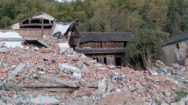 绍兴市新昌县里坞山村,已经被拆迁的高山村