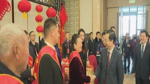 “开封与春同行”2024年开封市各界人士新春茶话会举行