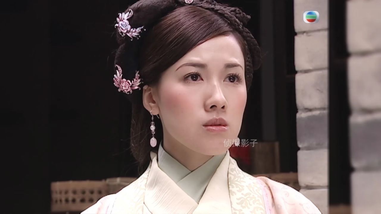 她嫁给男主后,才知道男主爱着别人,结局男主才爱她【李诗韵】