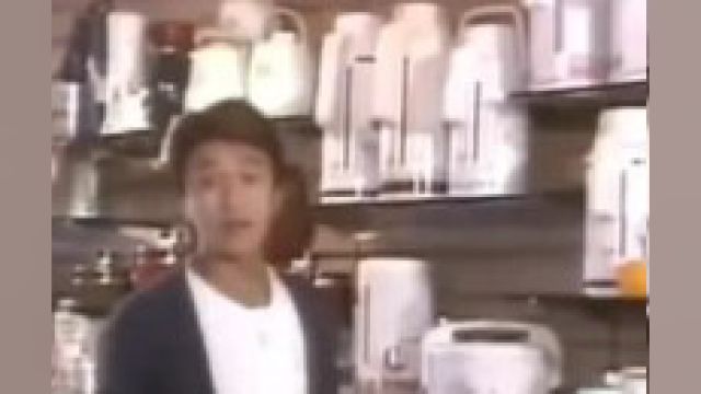 1983年周星驰介绍香港家具影像,琳琅满目的商品,丰富无比!