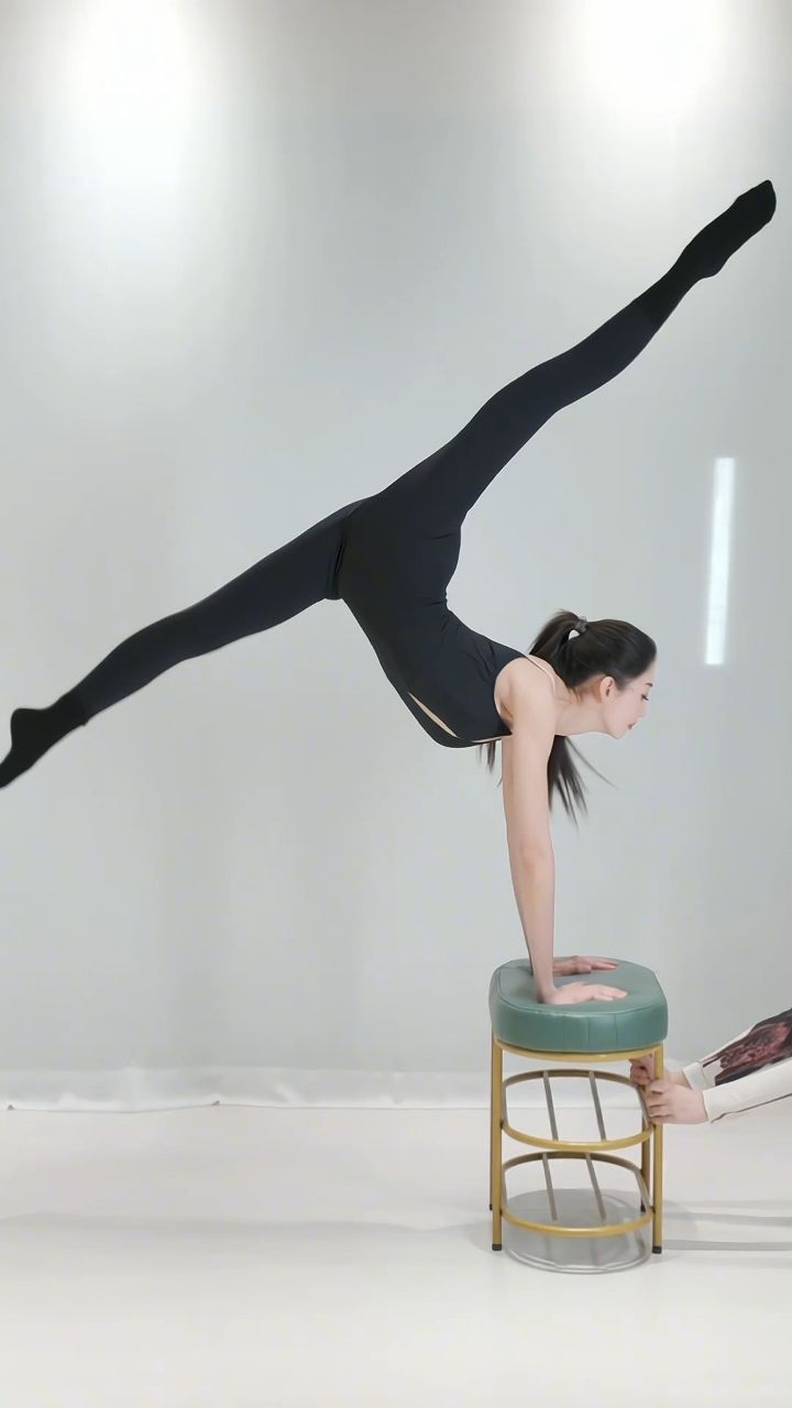 感觉这个东西很奇妙 你感觉到了吗? #舞蹈生#大长腿 #一字马