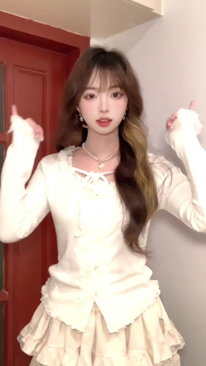 歌手 #卖萌 #美女 #手势舞 #对口型 #清纯妹子 #明星自拍