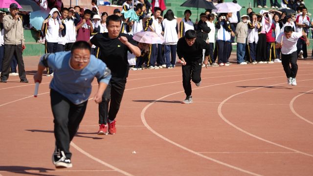 第五师高级中学 黄冈中学第五师分校校运会视频剪辑