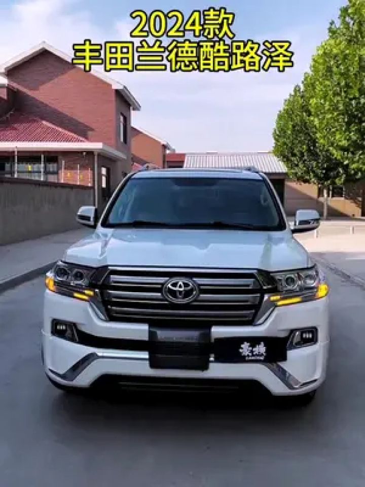 0l v8 三把锁四驱,看完还考虑坦克700 路虎揽胜?#丰田兰德酷路泽
