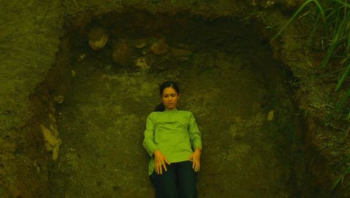 印尼新惊悚片，女孩做了个梦，没想到进入了恶灵的空间