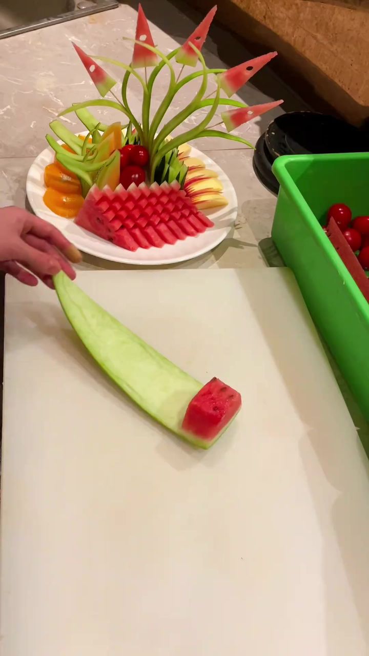 花式水果西瓜皮草花教程