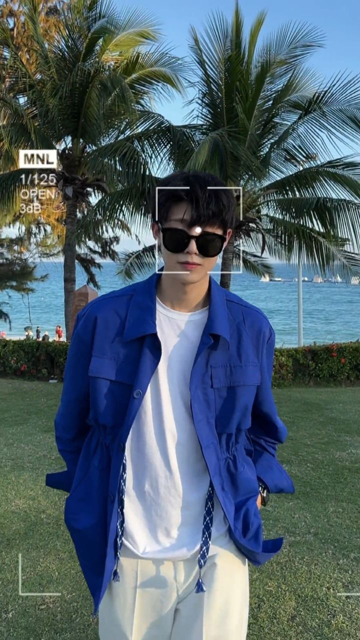 春天了小李要去追去有意义的人和事了比耶扭扭舞