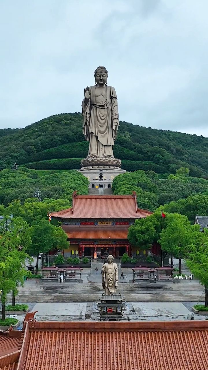 世界上最大释迦摩尼铜像——灵山大佛,耗资26亿,历时3年,高88米,相当