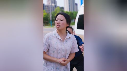 别碰我妈妈  第24集 |都是因为你让我们苏家损失了10个亿！路不乖乖听话小心我们对你不客气！