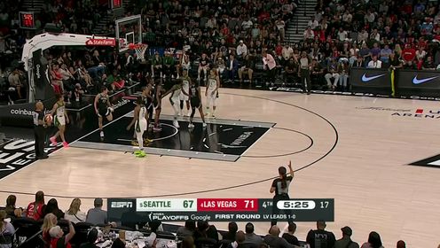 《WNBA》绝对的个人能力 欧古米克失去重心前将球顽强打成2+1