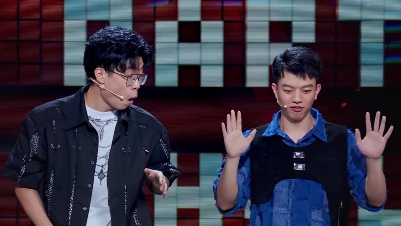 松开手是无人驾驶?漫才兄弟:我这车没有_高清1080P在线观看平台_腾讯视频