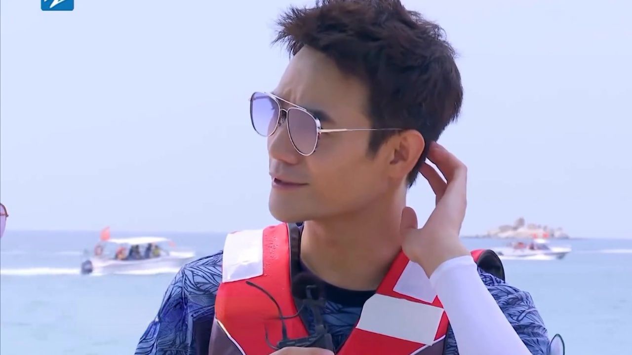 第7期:王凯林允挑战水上项目_高光片段