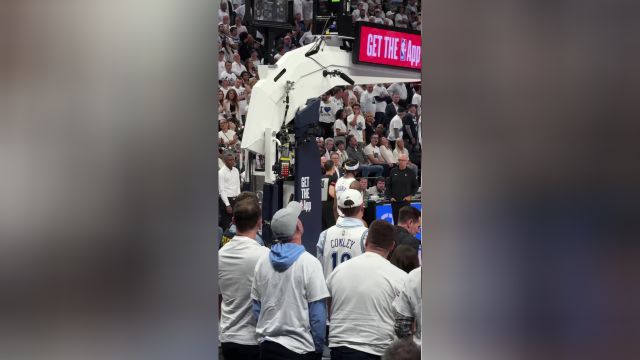 火力全开！现场视角沉浸观看欧文仙气十足的进攻