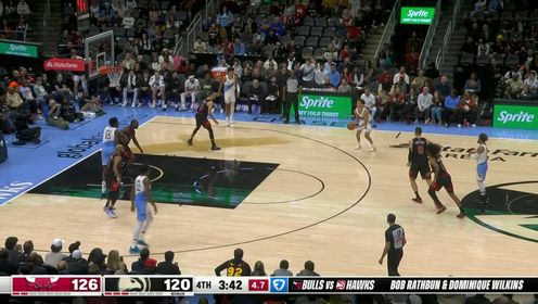 《NBA全场集锦》多诺万展现迷之操作 公牛被老鹰打出20-0教练组未叫暂停