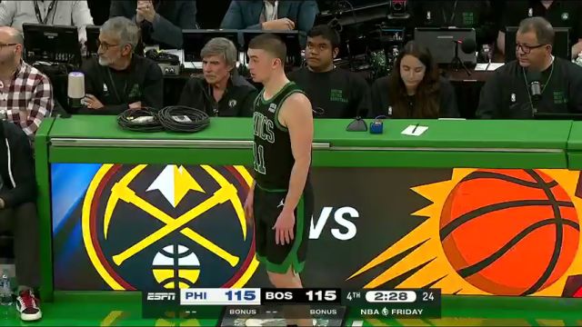 NBA常规赛：76人vs凯尔特人第4节英文原声回放