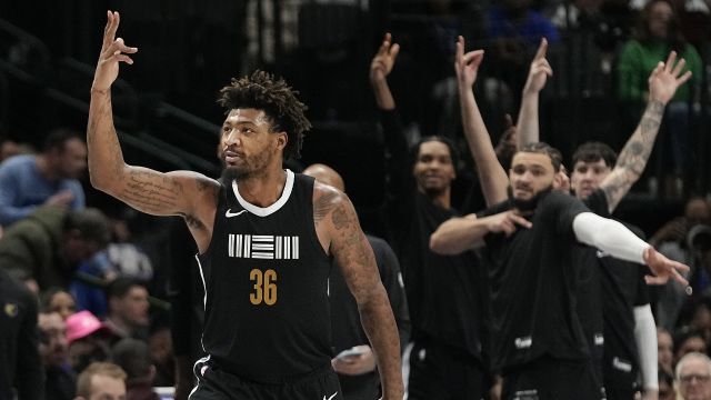 斯马特vs独行侠集锦 全场23+4里突外投高效投射