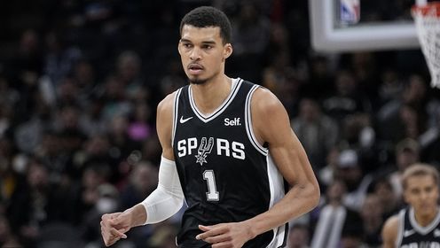 《TOP时刻》【原声】14日NBA十佳球 阿夫迪亚神奇脑后妙传文班亚马双手隔扣伍德