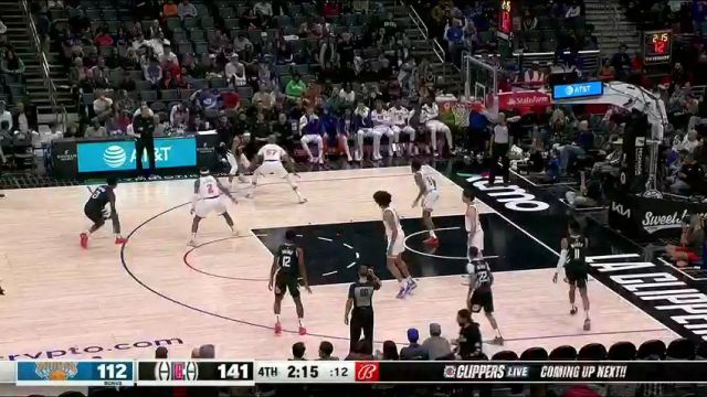 尼克斯vs快船第4节英文原声回放