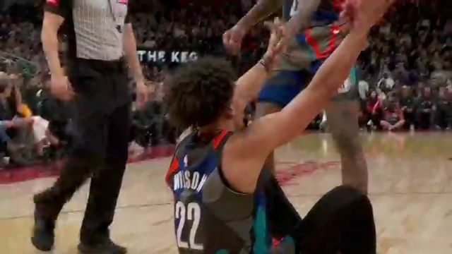 NBA常规赛：篮网vs猛龙第2节英文原声回放