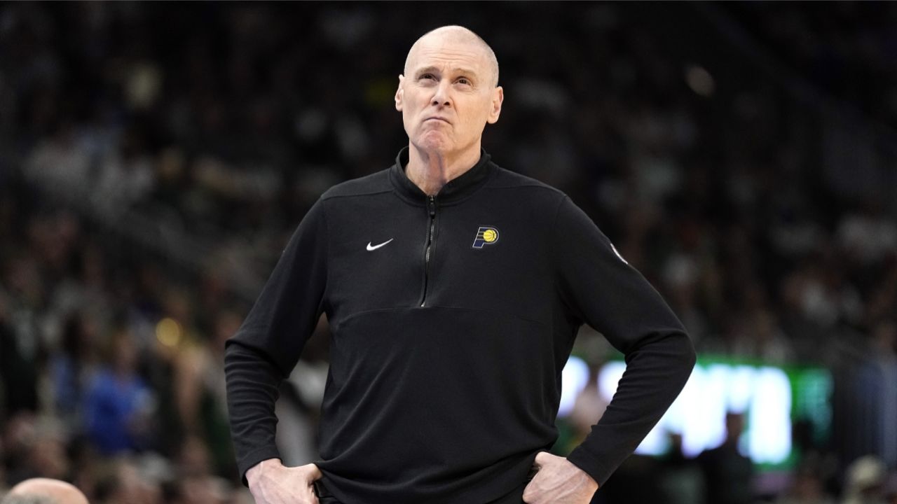 nba官方:步行者主帅卡莱尔因公开批评裁判质疑联盟被