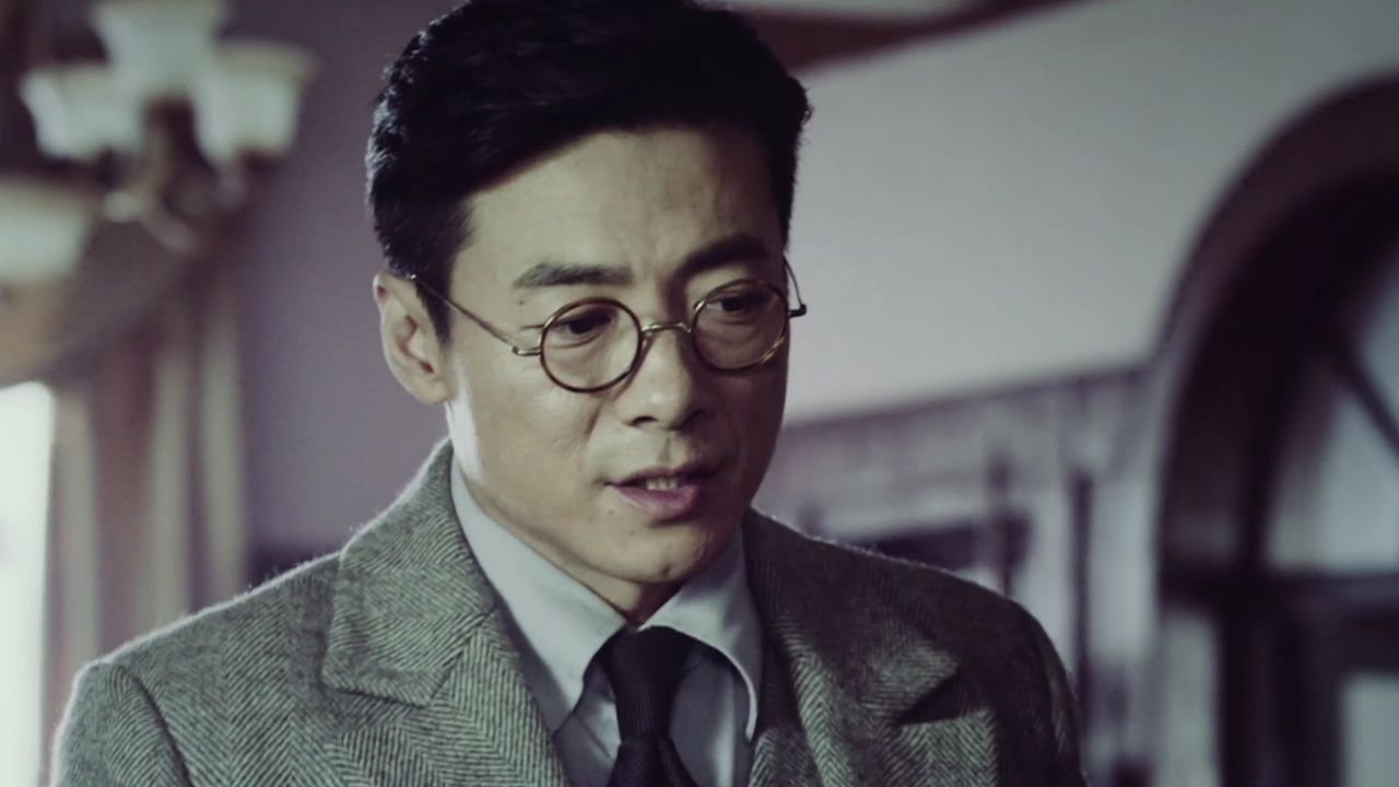 李春秋被神秘报纸唤醒,好日子到头了