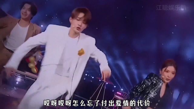 娱乐圈跳舞最好的8位女明星,毛晓彤抬腿那一刻比白鹿还美