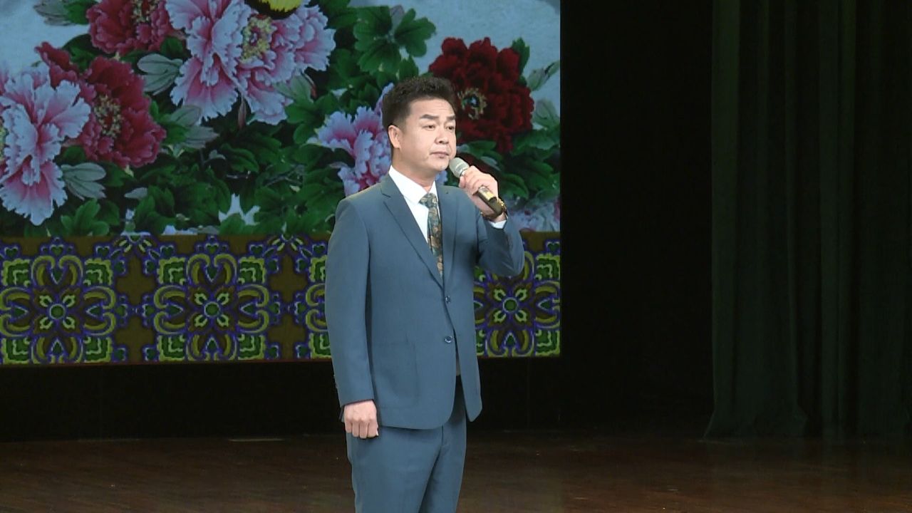 选段"叹苏武身困在沙漠苦海"演唱者:赵华(天津京剧院国家一级演员)
