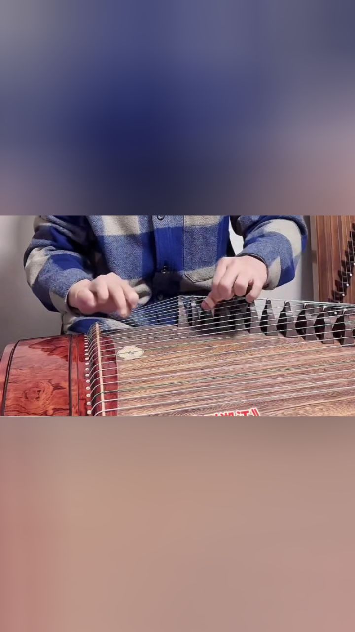 王腱古筝曲《春到湘江》轮指版,拿这首曲子来练轮指刚刚好