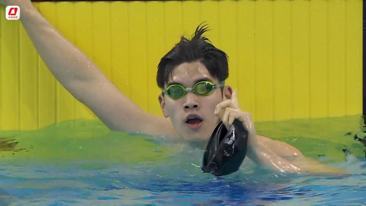 全国游泳冠军赛:潘展乐斩获男子400米自由泳冠军