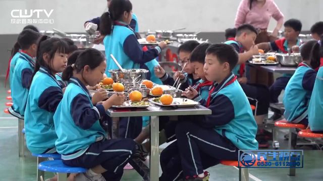 破解学生午餐午休问题 提升学生幸福感