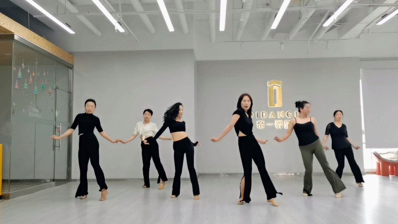 百老汇爵士青岛帝一舞蹈工作室