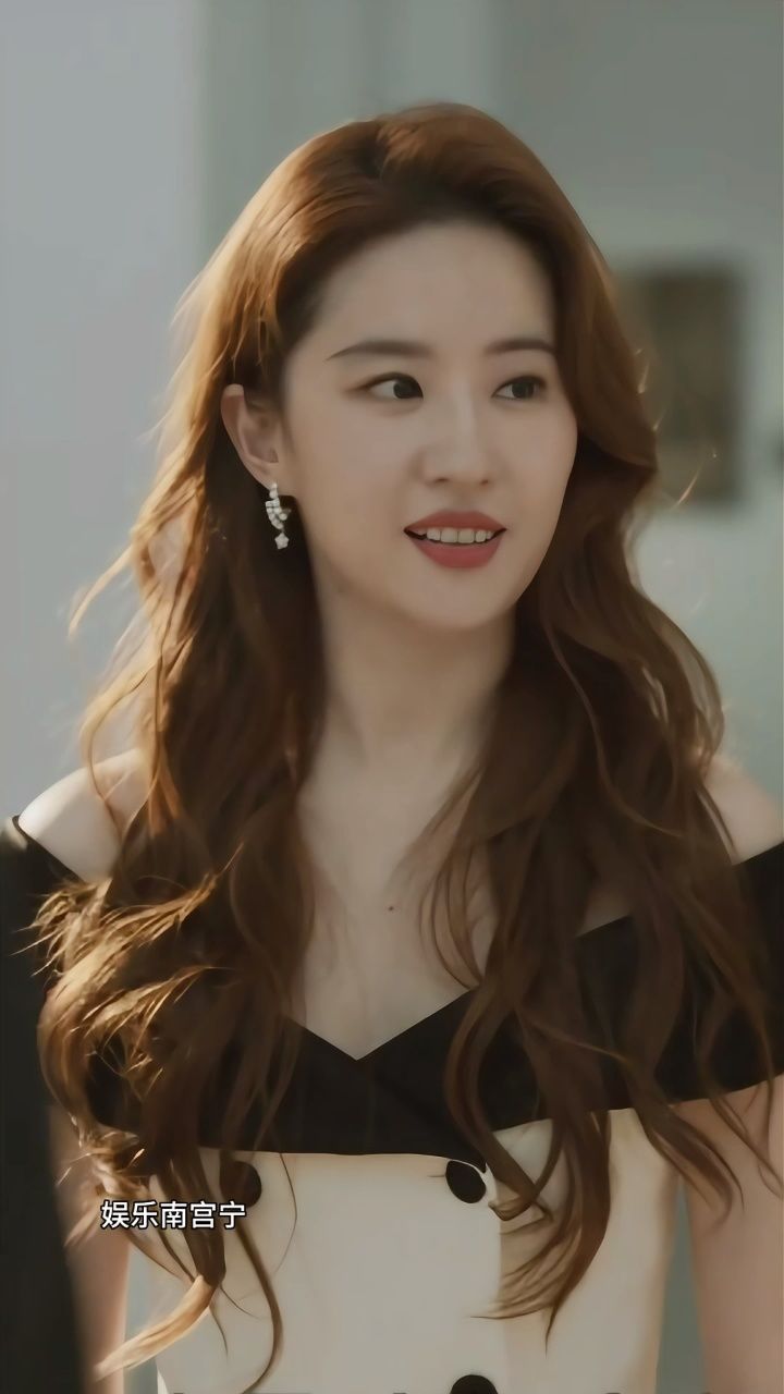 刘亦菲神仙姐姐,甜美笑容,美得不可方物