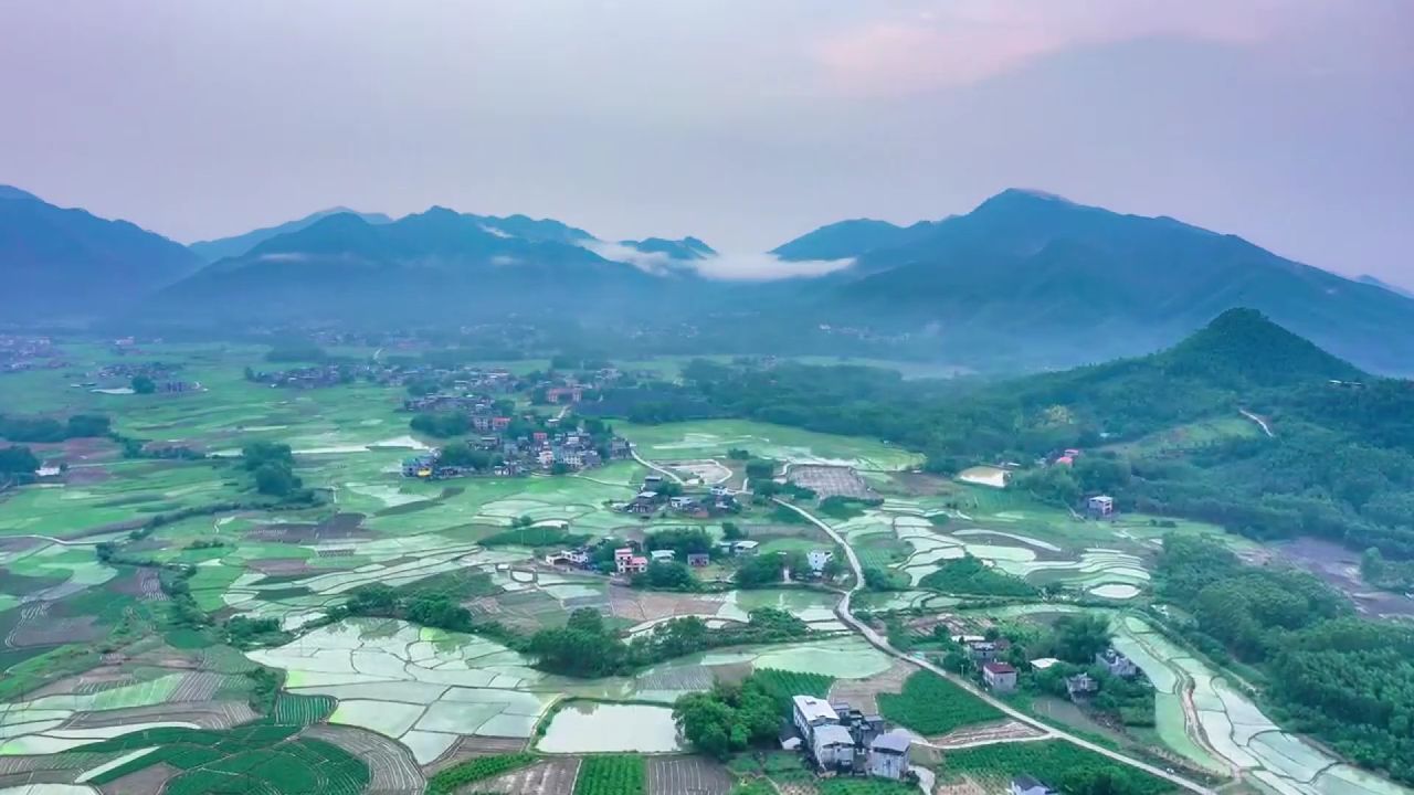 雨后农村图片