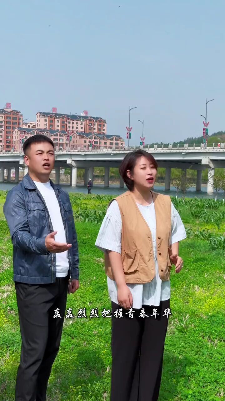 末路狂花钱和还珠格格的主题曲都用了这首歌《当》 #末路狂花钱 #户外